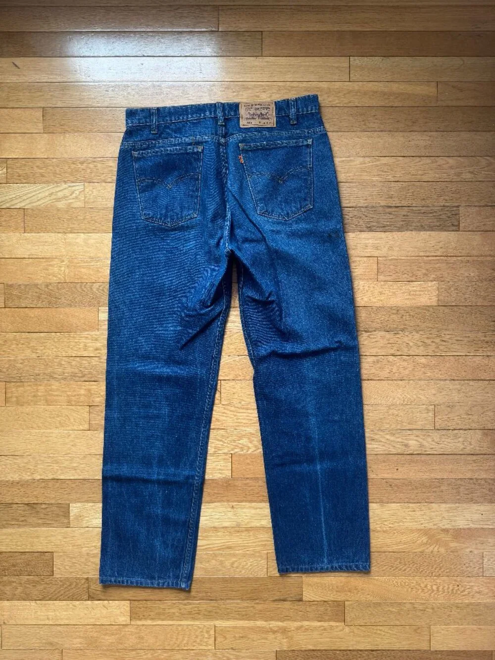 Vintage Levi's 505 Orange Tab - 33'' x 31''